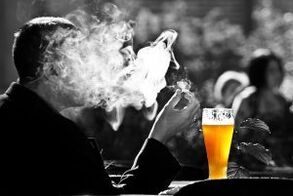 Drinking alcohol encourages smoking